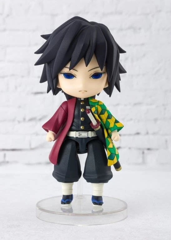 Bandai Figuarts Mini Demon Slayer: Kimetsu No Yaiba Giyu Tomioka: Mizubashira - Image 2