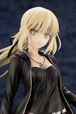 Kotobukiya Fate/Grand Order Saber/Altria Pendragon (Alter): Casual Clothes Ver. 1/7 Scale Figure (Re-run)