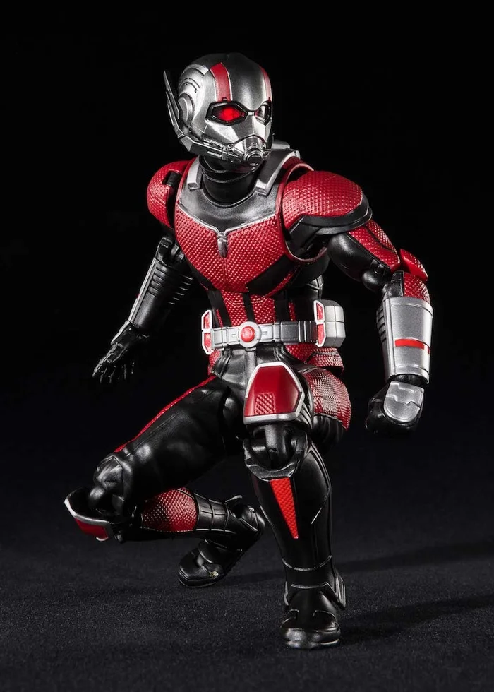 Marvel S.H.Figuarts Ant-Man And The Wasp Ant-Man W/ Ant Set - Image 3